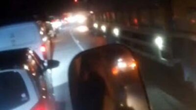 Macet Panjang 4 Kilometer di Sitinjau Lauik, Empat Truk Rusak Jadi Penyebab.