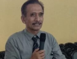 Hardiknas Tanpa Mutu: Kepala Sekolah/Madrasah Jadi Masalah atau Solusi?