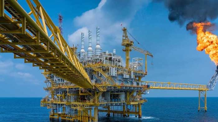 Harga minyak melorot tajam, setelah Donald Trump mau tarik diri dari perang dengan Iran.