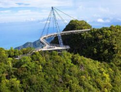 Malaysia Jadi Destinasi Favorit Asia Tenggara, Catat 10,6 Juta Turis Mancanegara