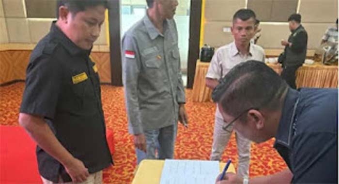 Penandatanganan berita acara persiapan Porpov 2026.