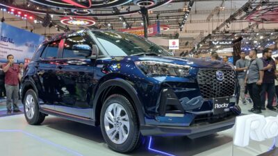 Apakah Mobil Hybrid Dapat Insentif Mobil Listrik 2026?