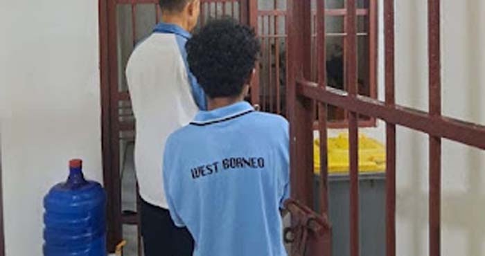 Polisi Tangkap Ayah Kandung Aniaya Bocah 2 Tahun di Padang.