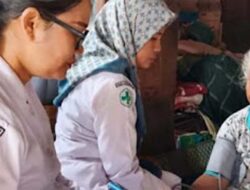 Jemput Bola Kesehatan, Puskesmas Lubuk Begalung Layani Pasien Kronis hingga Stroke di Rumah