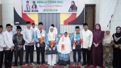 Foto bersama perwakilan jemaah calon haji Kabupaten Solok.