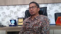 Kepala Dinas ESDM Sumbar, Helmi Heriyanto saat memberikan penjelasan.