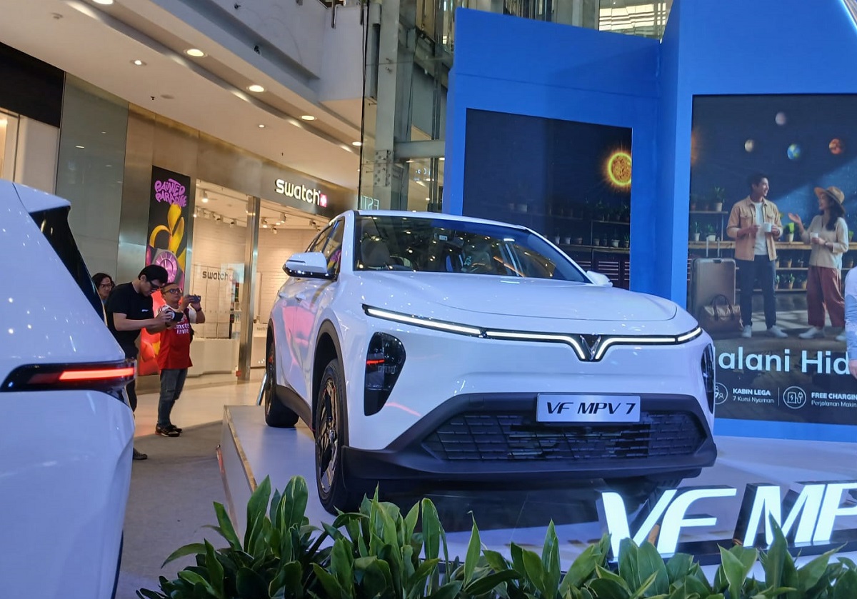 VinFast VF MPV 7 Rakitan Lokal Meluncur, Segini Harganya.