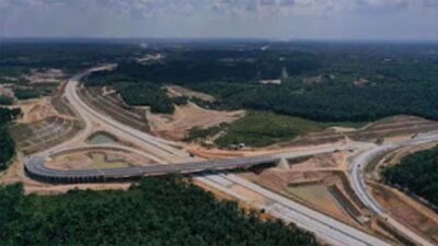PT Hutama Karya (Persero) mempercepat pembangunan Jalan Tol Trans Sumatera (JTTS).