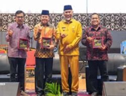 Di Universitas Negeri Padang, Mahyeldi Soroti Konflik Guru-Siswa dan Lemahnya Ketahanan Keluarga