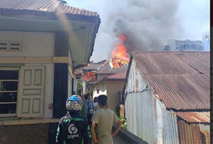 Kebakaran di Bukittinggi.