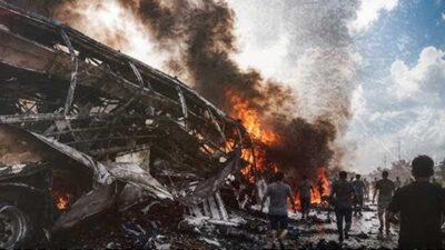 Bus ALS tabrakan dengan truk tangki, 16 orang tewas seketika.