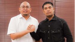 Andre Rosiade dan Pelatih baru Semen Padang FC Nil Maizar.