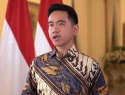 Gibran Ajak Masyarakat Doakan Kesembuhan Roy Suryo dan Dokter Tifa