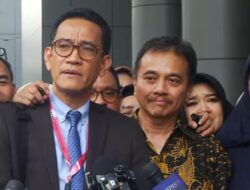 Bebas Sementara, Roy Suryo dan Dokter Tifa Tegaskan Perjuangan Belum Selesai