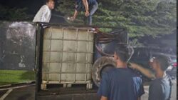 Polisi Amankan Ribuan Liter Solar Subsidi Selundupan.