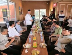 Dialog dengan Aktivis, Mahyeldi Tegaskan Penanganan Masalah Tak Cukup di Permukaan