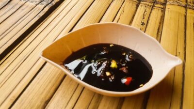 Kecap Manis Bukan Bebas Natrium, Konsumsi Berlebihan Tetap Berisiko bagi Tekanan Darah