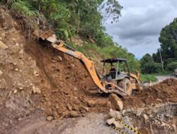 Bupati Agam Apresiasi Percepatan Penanganan Longsor di KM 135+100 Ruas Palembayan–Padang Koto Gadang