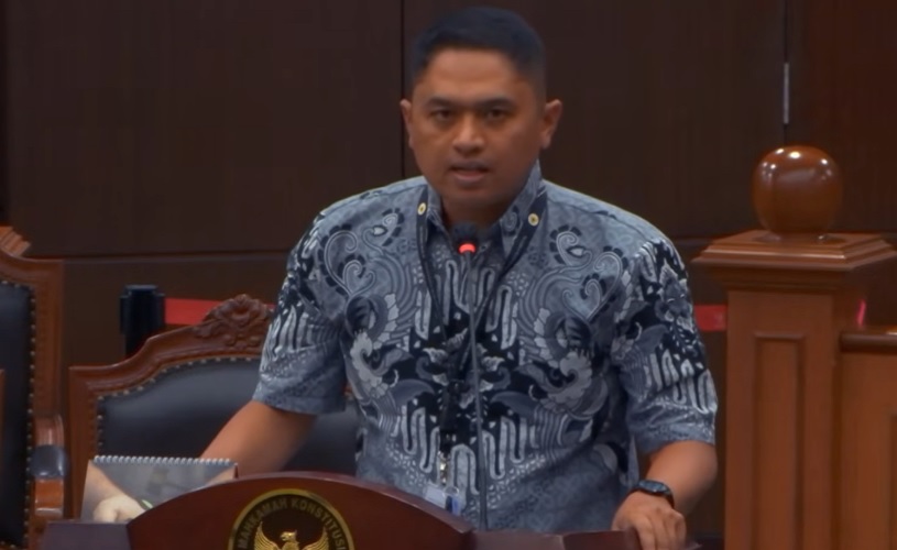 Dosen ASN, Imam Ahmad saat memberikan keterangan dalam sidang pengujian materiil Undang-Undang Nomor 14 Tahun 2005 tentang Guru dan Dosen di Mahkamah Konstitusi (MK), Selasa (6/7/2026).