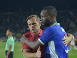 Awali Era Baru, Igor Tolic Bawa Persib Bungkam Arema FC di Laga Pembuka