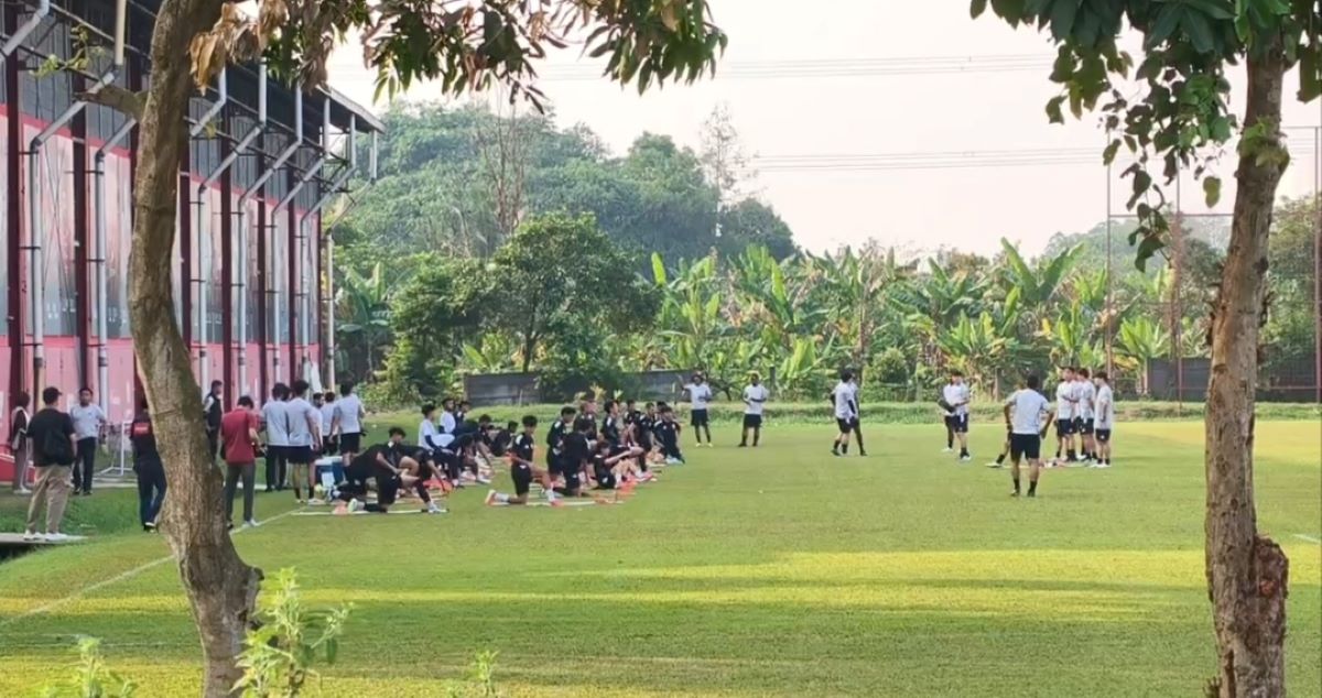 Sesi latihan Persija Jakarta.