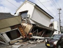 Ratusan Ribu Warga Mengungsi Usai Gempa Jepang