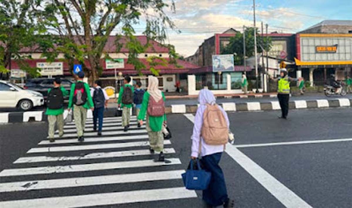 Satlantas Polresta Padang Siagakan Puluhan Personel Urai Kemacetan