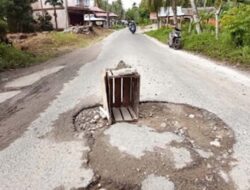 PUPR Pariaman Jadwalkan Perbaikan Jalan Ujung Betung, Sementara Hanya Penambalan Lubang