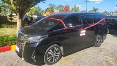 Diduga Hadiah dari Kontraktor, Toyota Alphard Bupati Lombok Barat Disita KPK