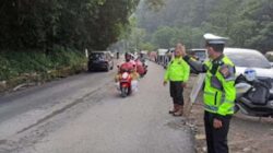 Akses jalan Lembah Anai