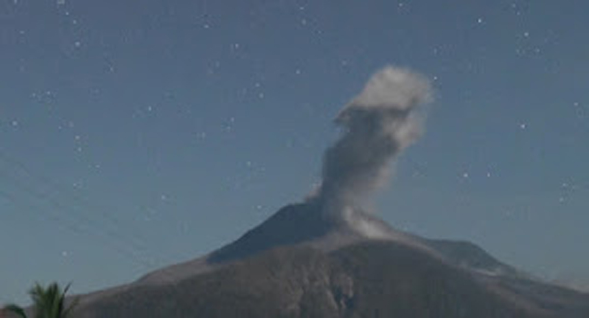 Gunung Lewotobi Laki-laki