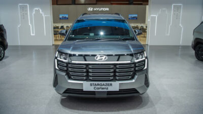 Hyundai STARGAZER Cartenz.