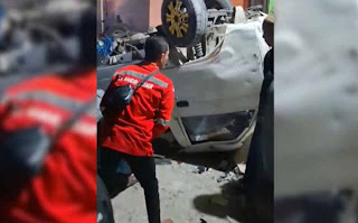 Kecelakaan maut mengakibatkan suami istri pengendara motor tewas usai adu banteng
