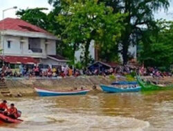 Bocah 11 Tahun Hanyut Saat Mandi di Sungai Air Tawar Barat, Tim SAR Lakukan Pencarian
