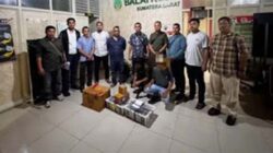 Puluhan ekor burung beo, kacer dan murai asal Mentawai disita polisi.