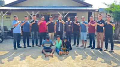 Tim Opsnal Satuan Reskrim Polres Pasbar bersama 3 pelaku pemerkosaan.