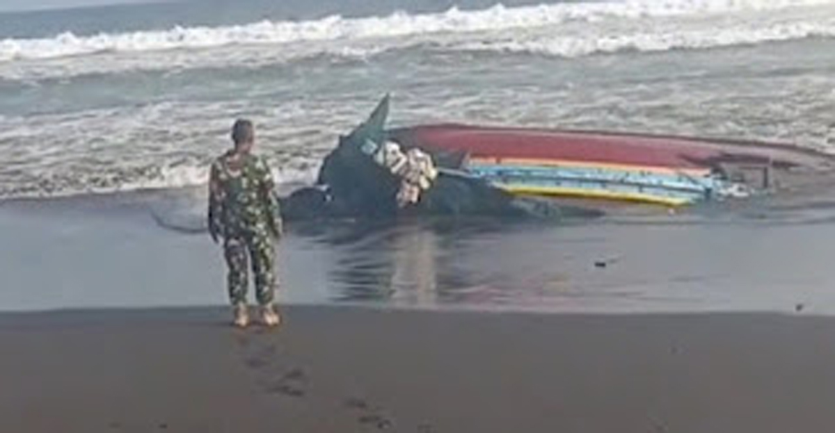 3 ABK Hilang Diterjang Gelombang Jember