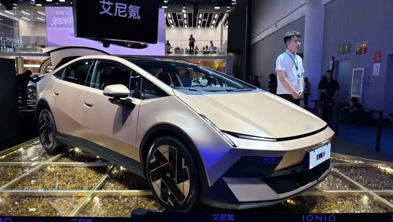 Hyundai Ioniq V Khusus Pasar China Meluncur, Harganya Rp300 Jutaan.