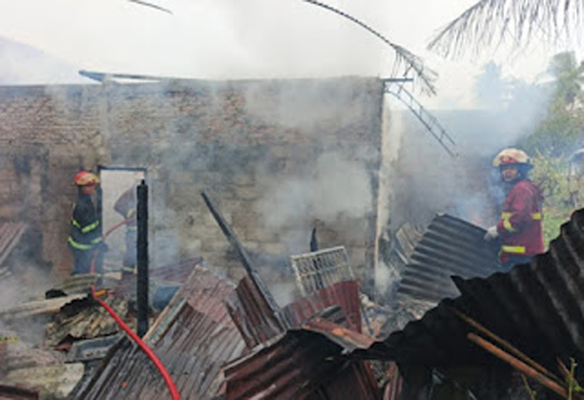 SMP Angkasa Lanud Sutan Sjahrir Padang Terbakar