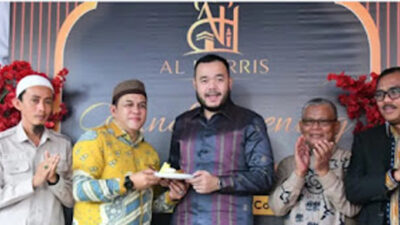 Wali Kota Padang, Fadly Amran, meresmikan Grand Opening Al Harris Umrah