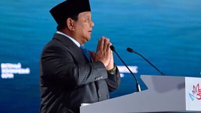 Prabowo Dapat 8 Kali Tepuk Tangan di EEF Rusia, Singgung Hubungan dengan Putin