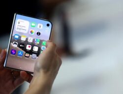 iPhone Duo, HP Lipat Apple yang Super Mahal