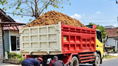 Tabrak Truk Berhenti, Pengendara Nmax Meninggal
