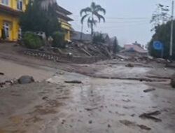 32 Warga Solok Mengungsi Akibat Banjir Bandang
