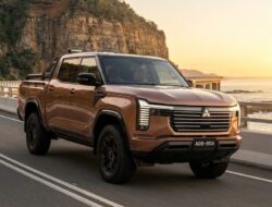 Mitsubishi Siapkan Wajah Baru Triton, Bisa Jadi Penantang Ford Ranger Raptor
