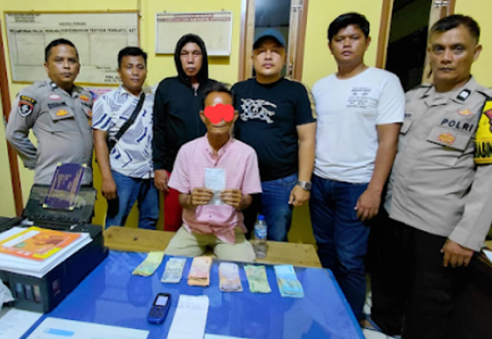 Tersangka A ditangkap jajaran Polsek Batangkapas Selasa malam.