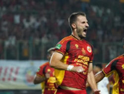 Gol Menit Akhir PSIS Buyarkan Kemenangan Semen Padang