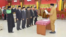 Wali Kota Pariaman, Yota Balad melantik lima pimpinan Badan Amil Zakat Nasional (Baznas) periode 2026-2031