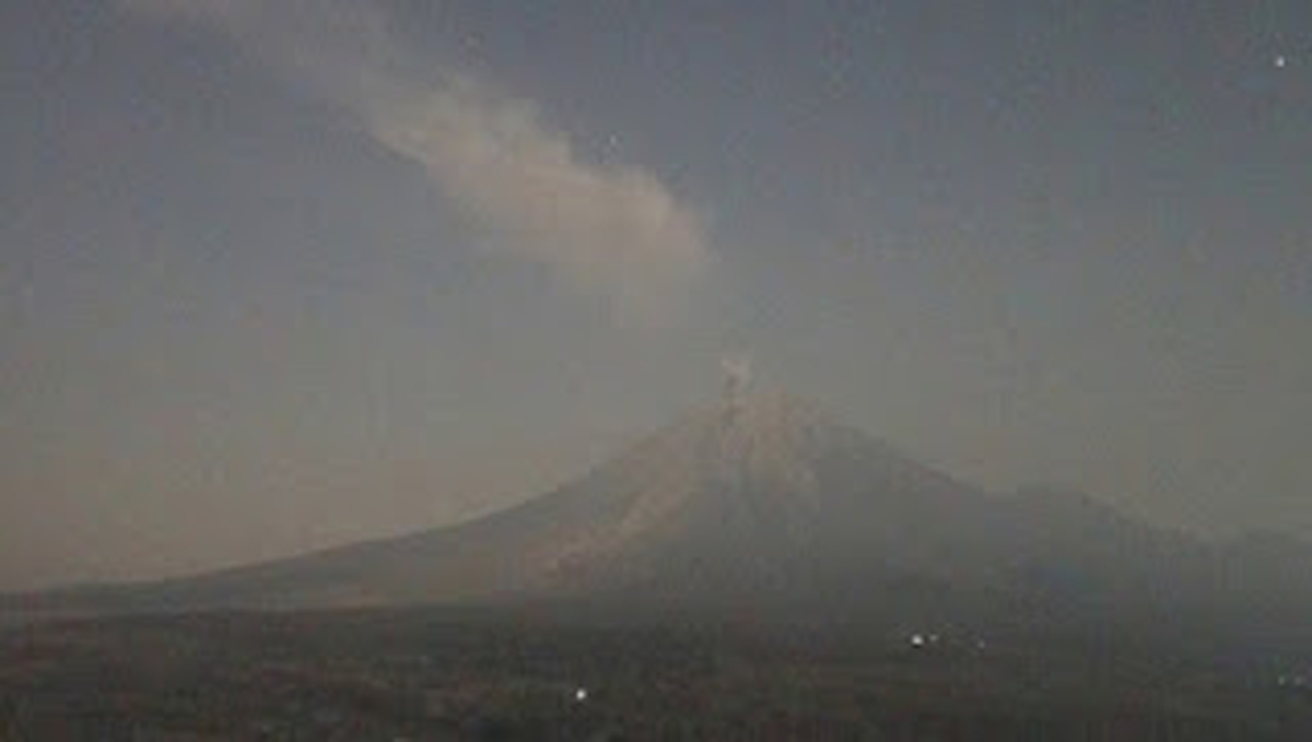 Gunung Semeru Erupsi