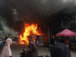 Kebakaran di Jalan Jawa Gadut, Sejumlah Bangunan Hangus